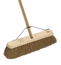18inch BROOM Coco complete with 5' handle and STYS2 stay